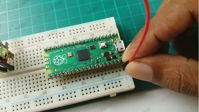 How To Control The Brightness Of The LED Bulb Using The Raspberry Pi ...